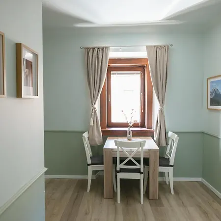 Appartamento Castle Road Bled