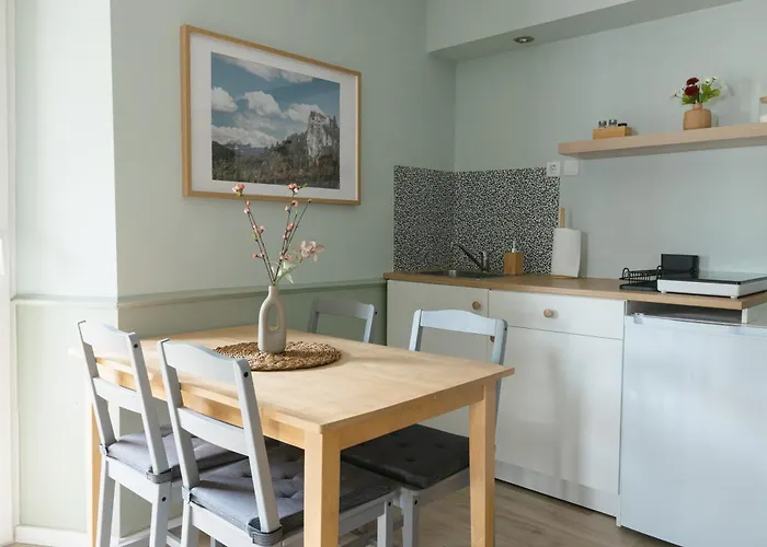 Castle Road Apartma Bled